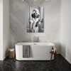 Cuadro decorativo canvas Perrito en el baño 003